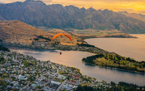 Paragliding over Queenstown and Lake Wakatipu.