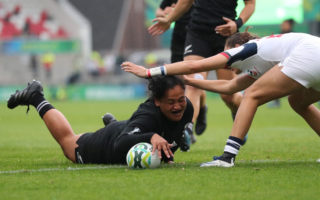Te Kura Ngata Aerengamate scores against the USA.