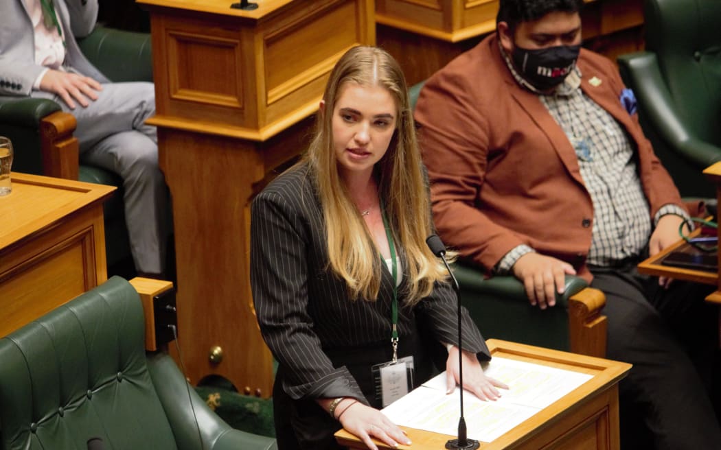 Alicia Lemmer, Youth MP for Erica Stanford in East Coast Bays states her opposition to the mock bill at Youth Parliament 2022.