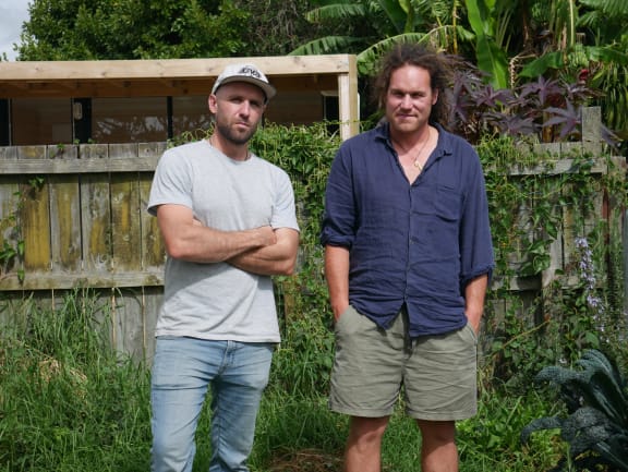 Naram (L) Michael 'Red Robin' Robins (R)