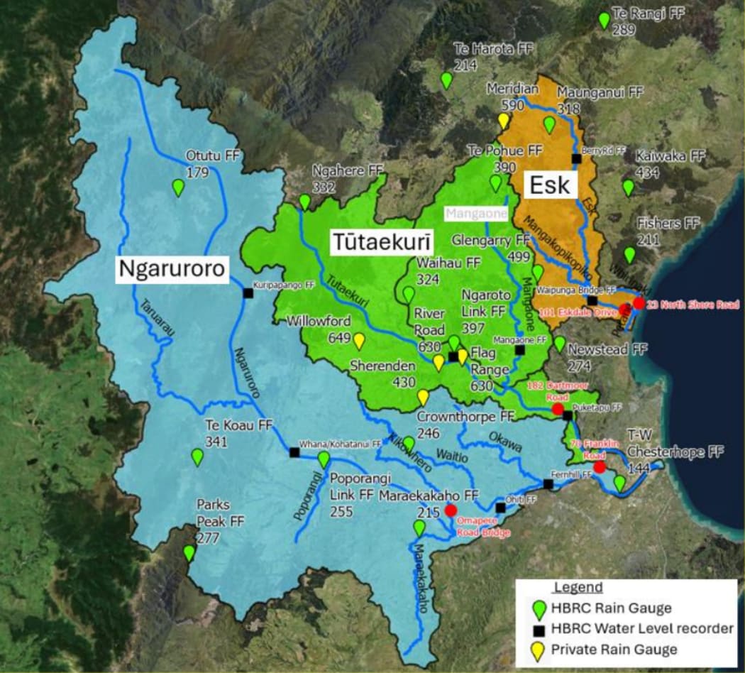 Map showing HBRC rain gauge and water level recorder sites, and various private rain gauge sites.
Rainfall amounts below the site names is peak 24-hour rainfall total in millimetres