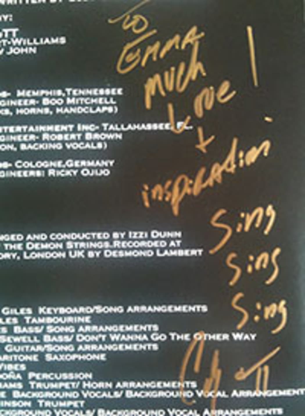 A message to Emma from Cody, saying "Much love and inspiration, sing sing sing".