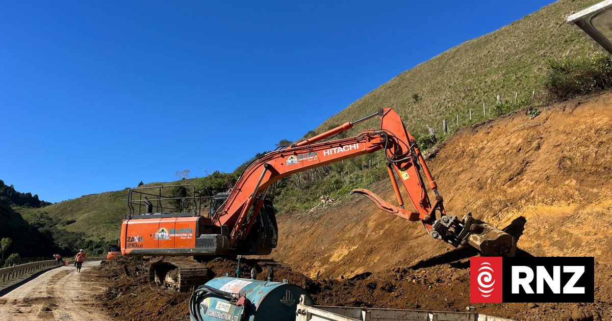 Calls for NZTA boss to front up over SH3 closures