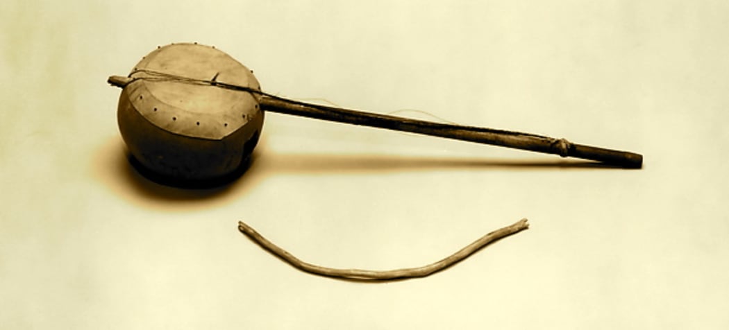 The Ritti - One stringed fiddle from Senegal