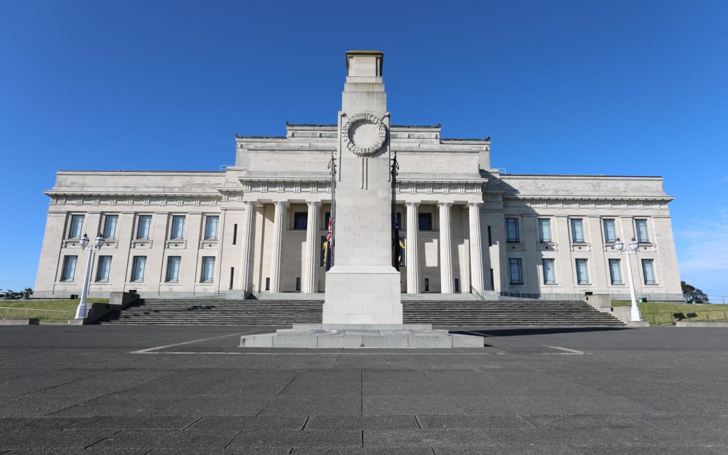 Auckland war memorial museum flags half mast