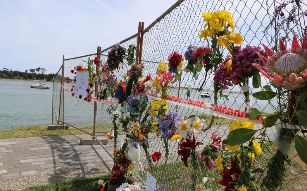 Memorial fence in Whakatāne after the Whaakari / White Island eruption.