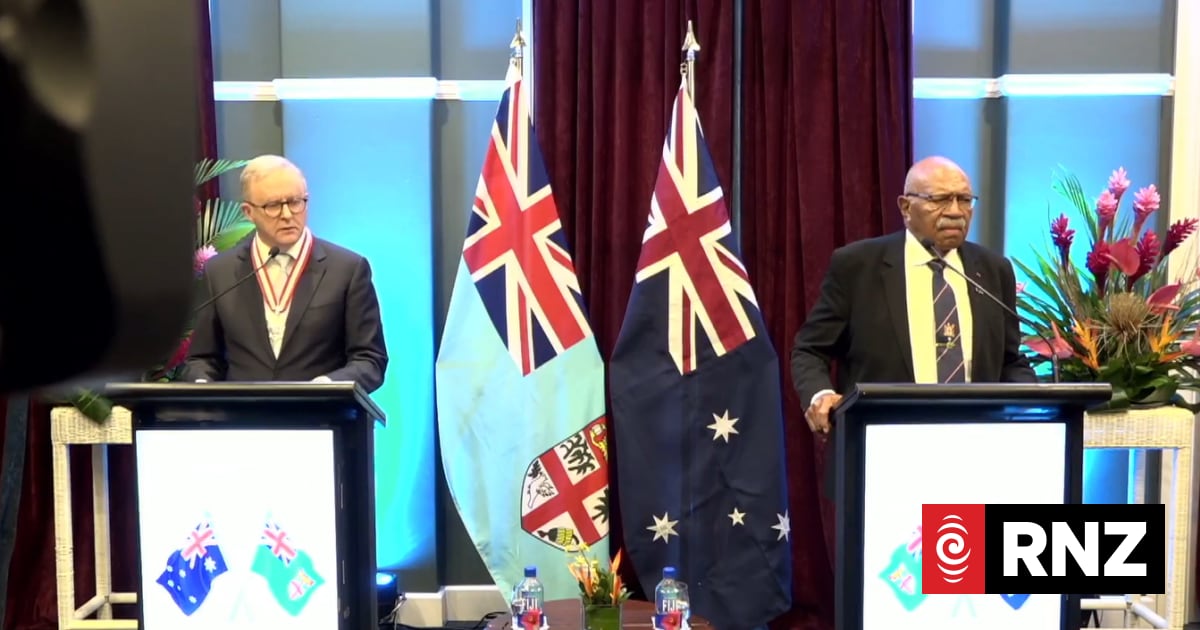 Australia and Fiji sign landmark security and peace treaties