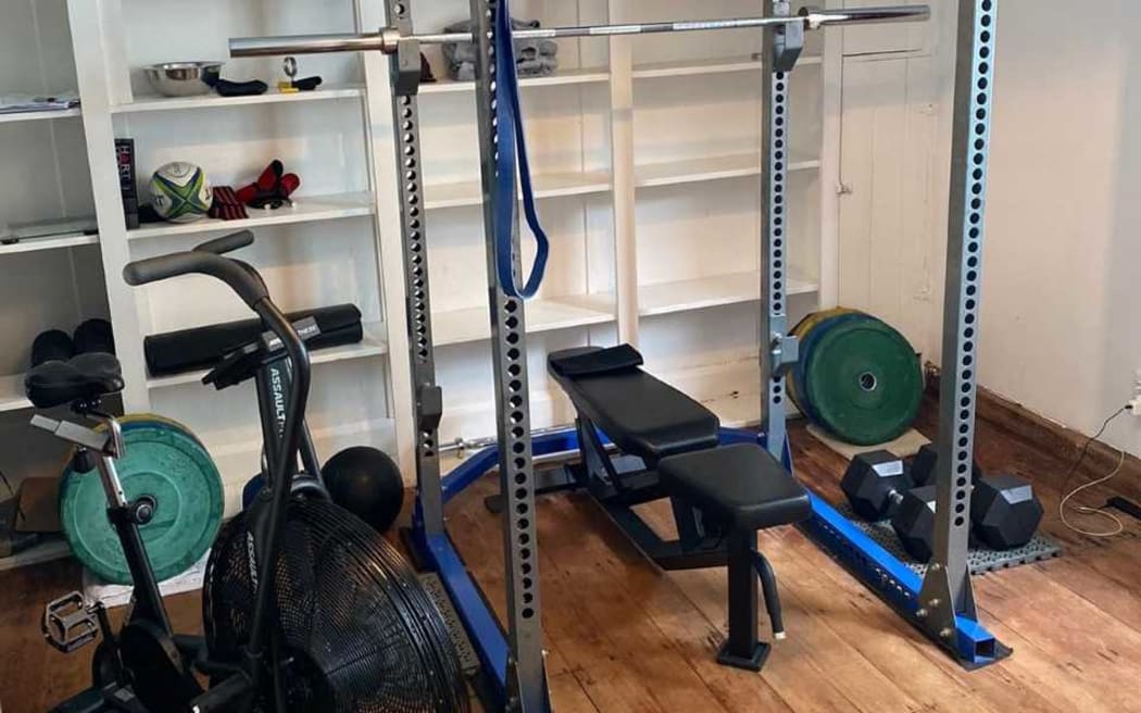 The home gym setup of Hurricanes' prop Tyrel Lomax.