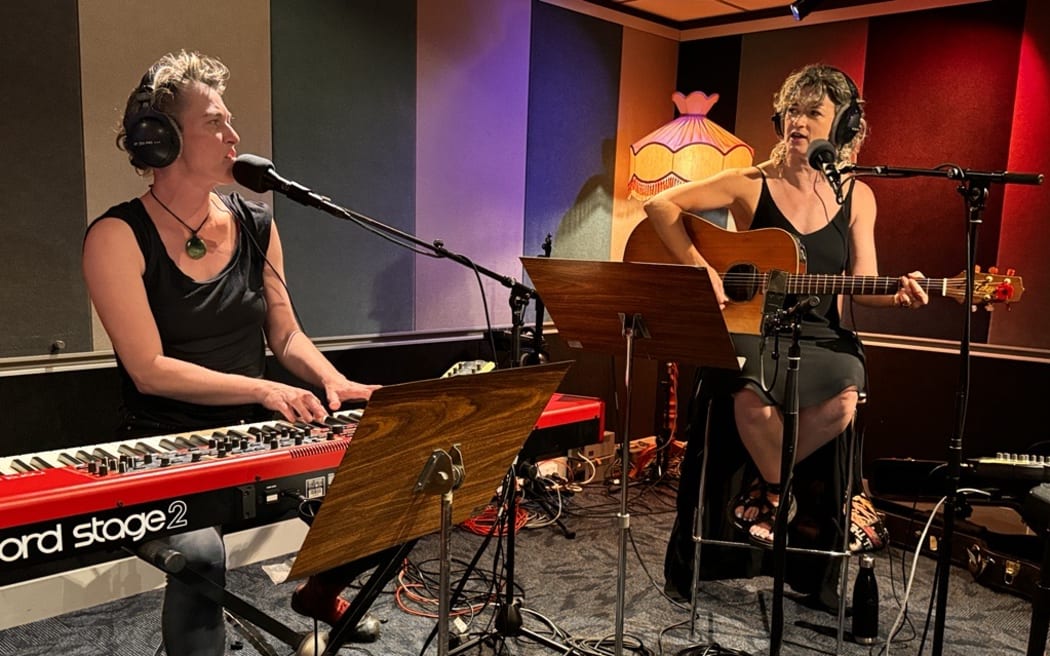 Amanda Palmer & Julia Deans perform in the RNZ studio.