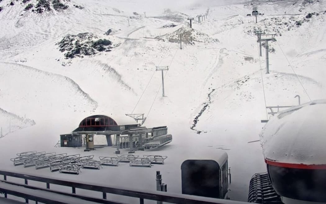 Snow on Mt Hutt Ski Field base area.