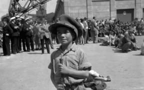 Maori Boy at the return of the Maori Batallion