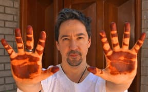 Jon Toogood - Henna hands