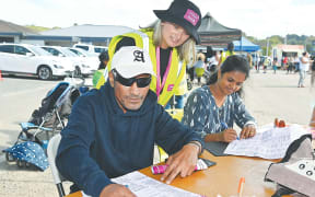 Census Event at Te Tini o Porou - Ira Henare, Stacey Reeves, Selvi Joseph Mohan