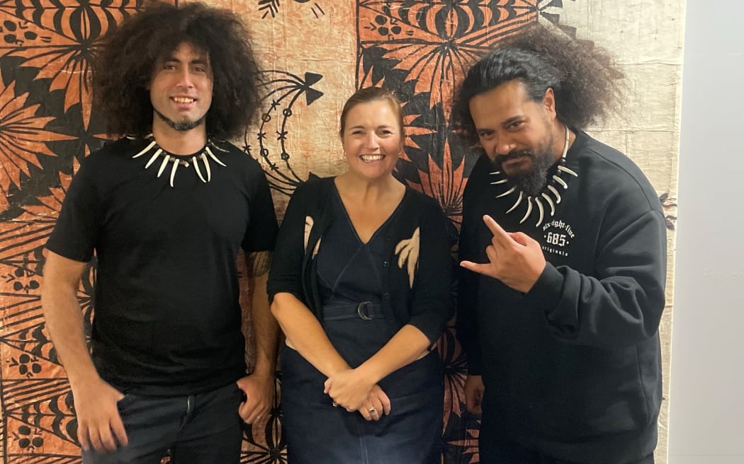 Charlotte Ryan i Shepherd's Rain w RNZ, Auckland, marzec 2024 r