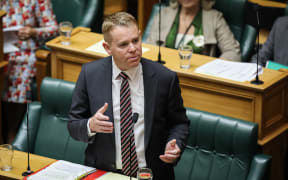 Chris Hipkins speaks in an urgent debate on the travel bubble