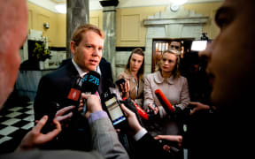 Hipkins addresses media about latest teacher pay news.