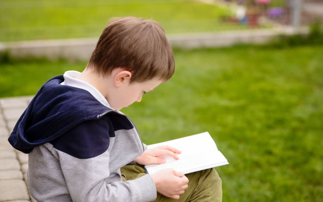 New school year brings new approach to learning to read - RNZ