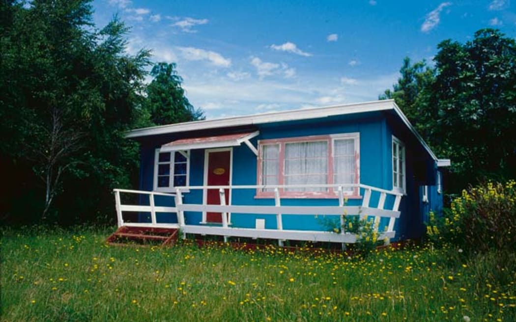 A classic New Zealand bach