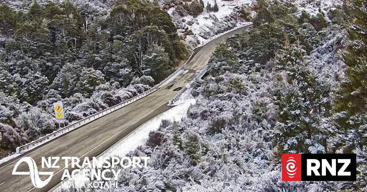 Snow closes Desert Road as wintry blast sweeps across country