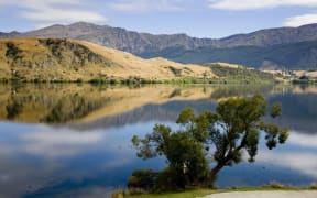 Swimmers are being told to avoid Lake Hayes.