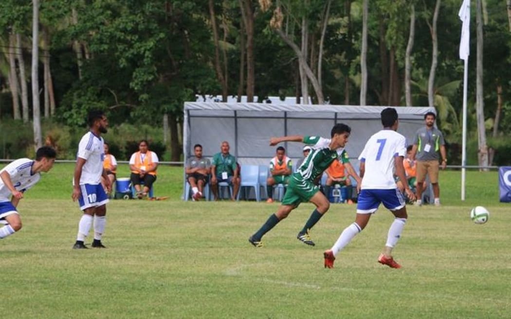 Cook Islands and Samoa best placed for success going into Monday's final round.