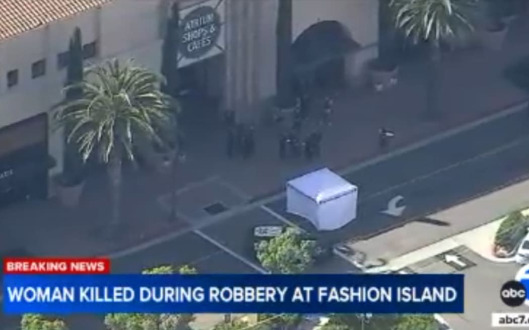 Fashion Island shopping mall crime scene