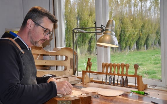 Stringed instrument maker Tobi Widemann