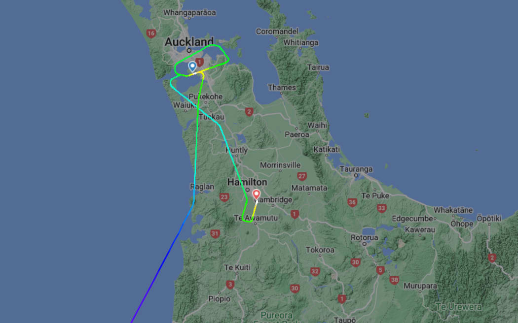 Flight ANZ612 from Queenstown has diverted to Hamilton after two failed landing attempts at Auckland Airport.