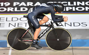 Sarah Ellington at the 2019 Para-Cycling Track World Championships.