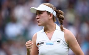 New Zealand's Lulu Sun during her singles fourth round match against Britain's Emma Raducanu at the 2024 Wimbledon Championships on 7 July 2024.