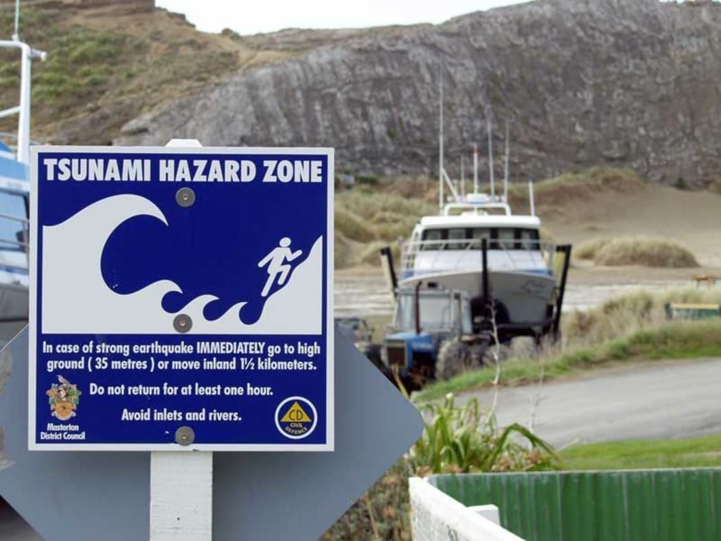 Tsunami sign