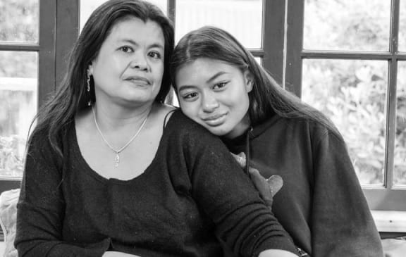 Mabel Pe with her daughter Marian Han