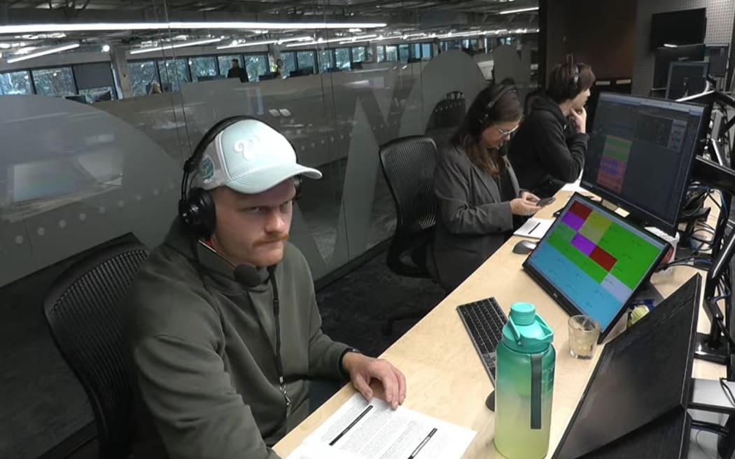 The control room putting out Duncan Garner's new live Editor-in-Chief vodcast.