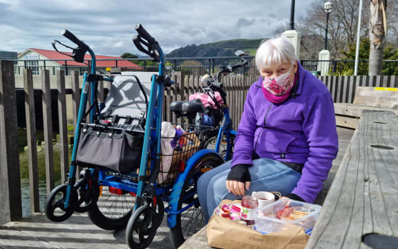 Lynette was enjoying a picnic lunch near Port Nelson.