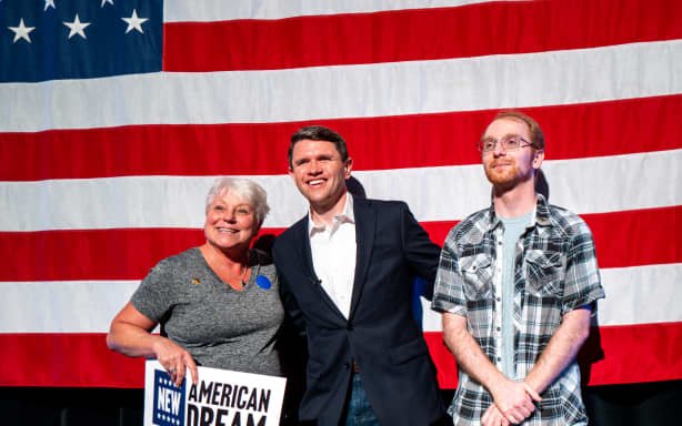 KERRVILLE, TEXAS - AUGUST 31: Democratic U.S. Senate candidate James Talarico poses for pictures with supporters at the conclusion of a campaign rally at the Cailloux Theater on August 31, 2026 in Kerrville, Texas. Talarico continues campaigning across the state in a close race with Republican candidate, state Attorney General Ken Paxton ahead of the November 3 general elections. Brandon Bell/Getty Images/AFP (Photo by Brandon Bell / GETTY IMAGES NORTH AMERICA / Getty Images via AFP)