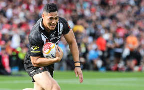 Roger Tuivasa-Sheck in action for the Kiwis.
