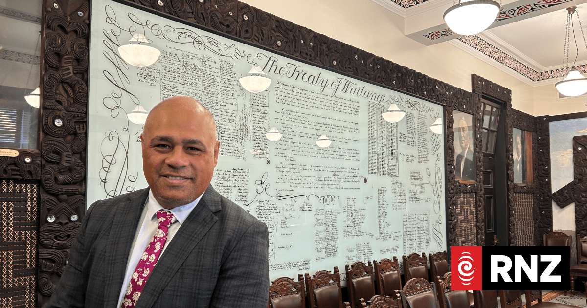 Outgoing MP Peeni Henare on being Māori, a politician, and why he's walking away from the Labour Party - RNZ by Political Reporter