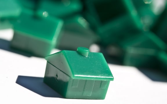 Green monopoly house