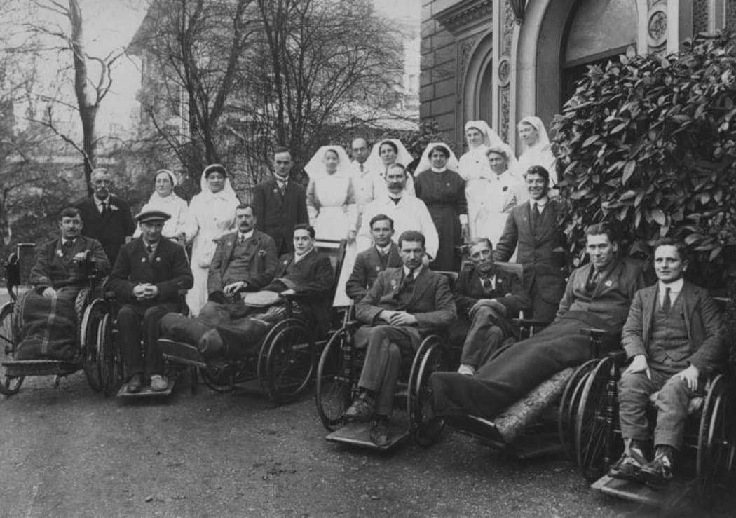 Nursing staff and some of the patients , Lonsdale House Hopital, London 1918.