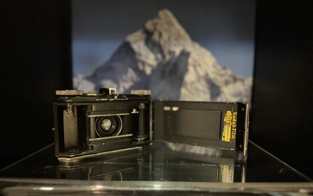 The camera Sir Edmund Hillary took to the summit of Mount Everest is held at Tūhura Otago Museum.