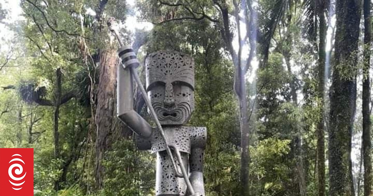 Rangitāne ancestor Whatonga sculpture disfigured by vandals - Vimarsana News