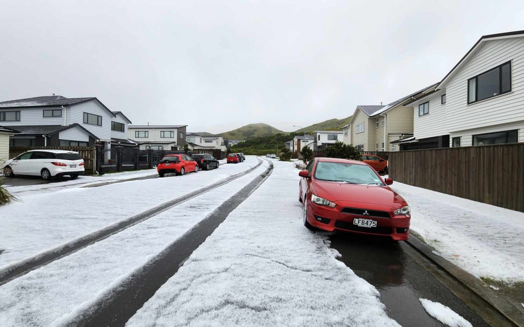 A large dumping of hail in the Wellington suburb of Johnsonville. Kevin Qin says the hail has stopped now but it is raining heavily. Photos credited to Kevin Qin.