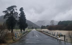 Ronga Rd, on the way to French Pass.