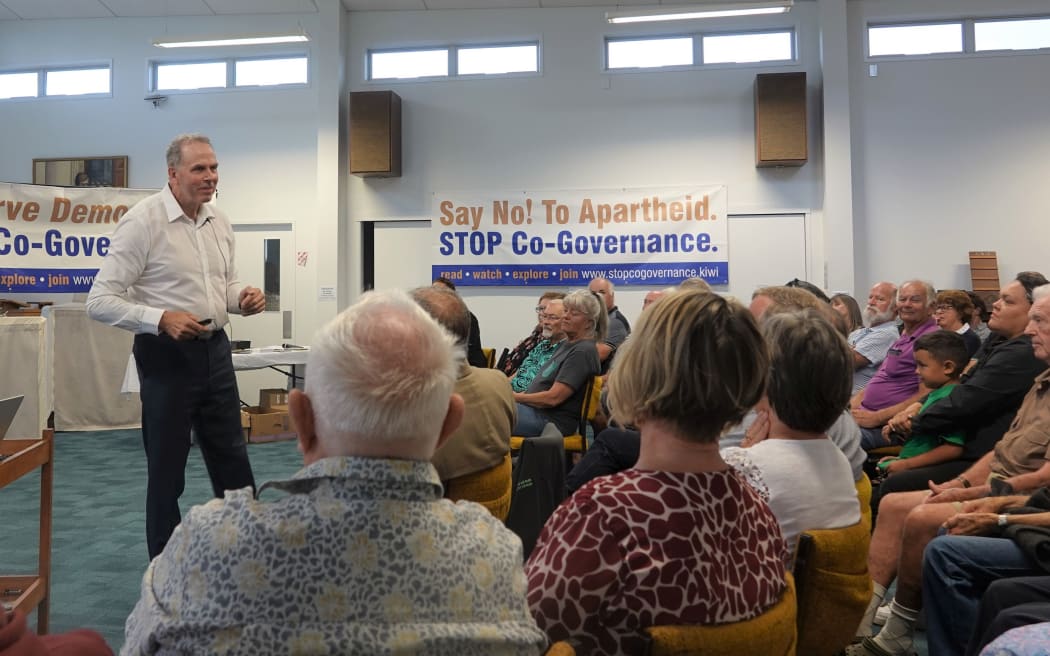 Julian Batchelor at anti-co-governance mtg in Kerikeri