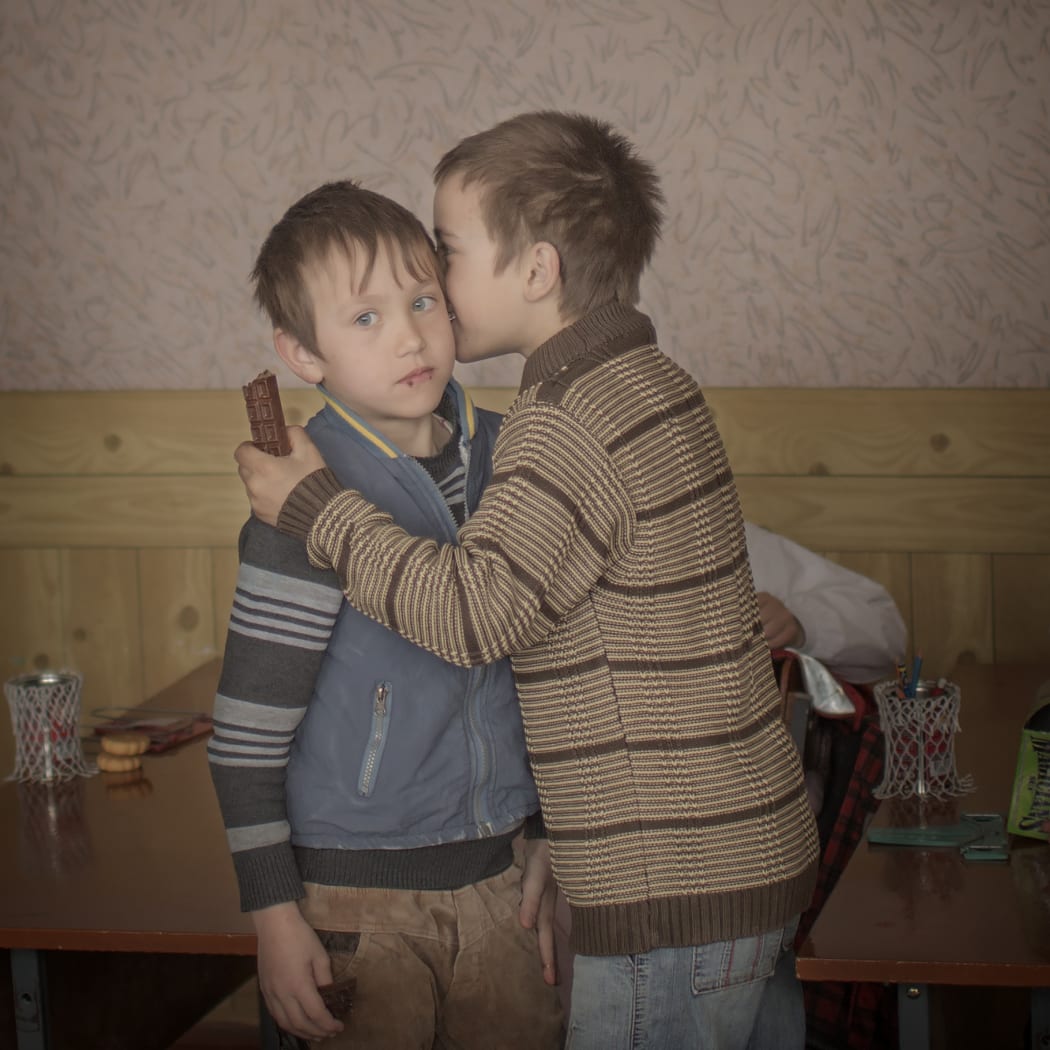 Second Prize Daily Life Category, Singles