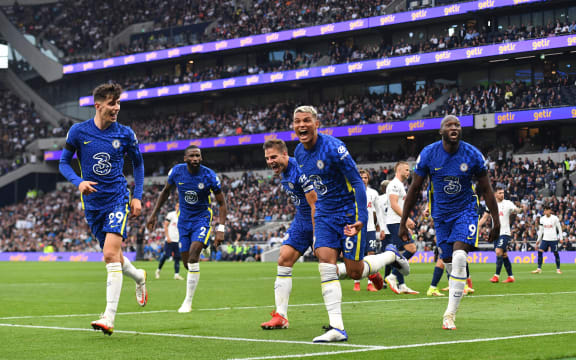 Chelsea's Brazilian defender Thiago Silva celebrates scoring his team's first goal during the English Premier League football match between Tottenham Hotspur and Chelsea at Tottenham Hotspur Stadium in London, on September 19, 2021.