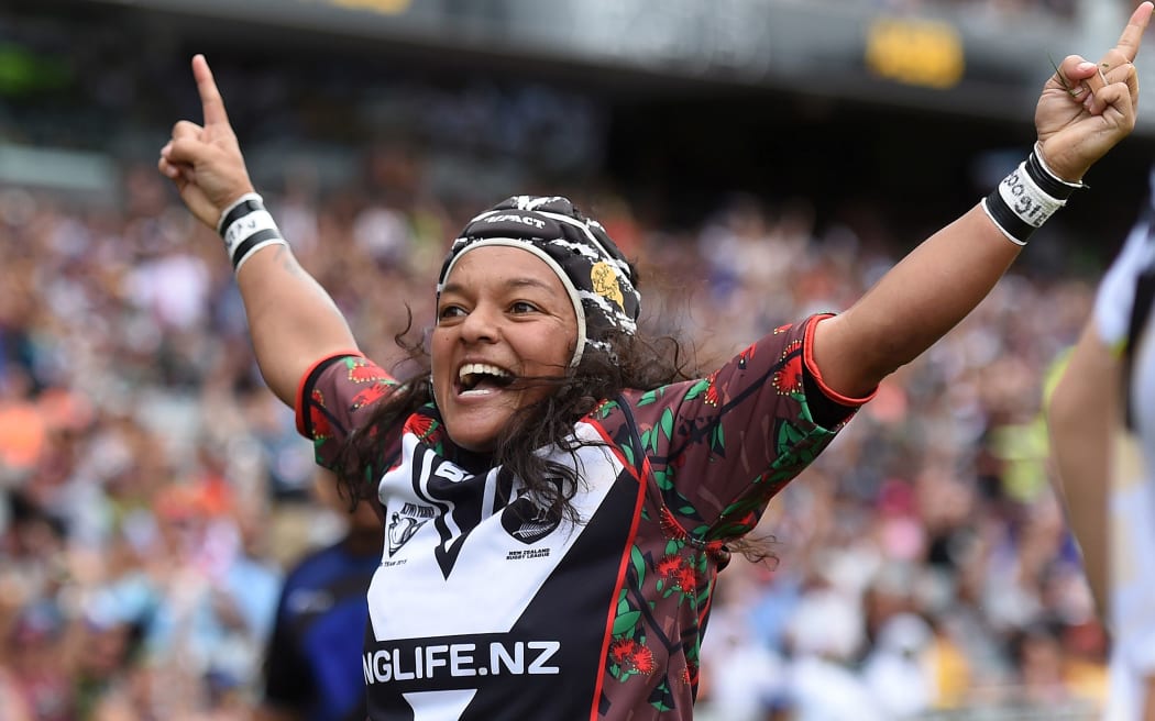 Sharnita Woodman playing for the Kiwi Ferns in 2015.