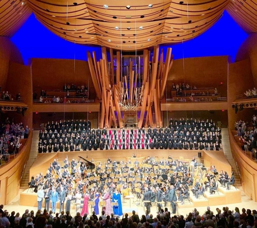 Los Angeles Philharmonic's Grammy-nominated recording of Mahler's 'Symphony of a Thousand'.