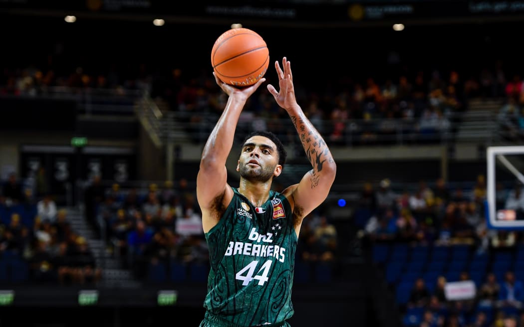 Anthony Lamb of the Breakers.