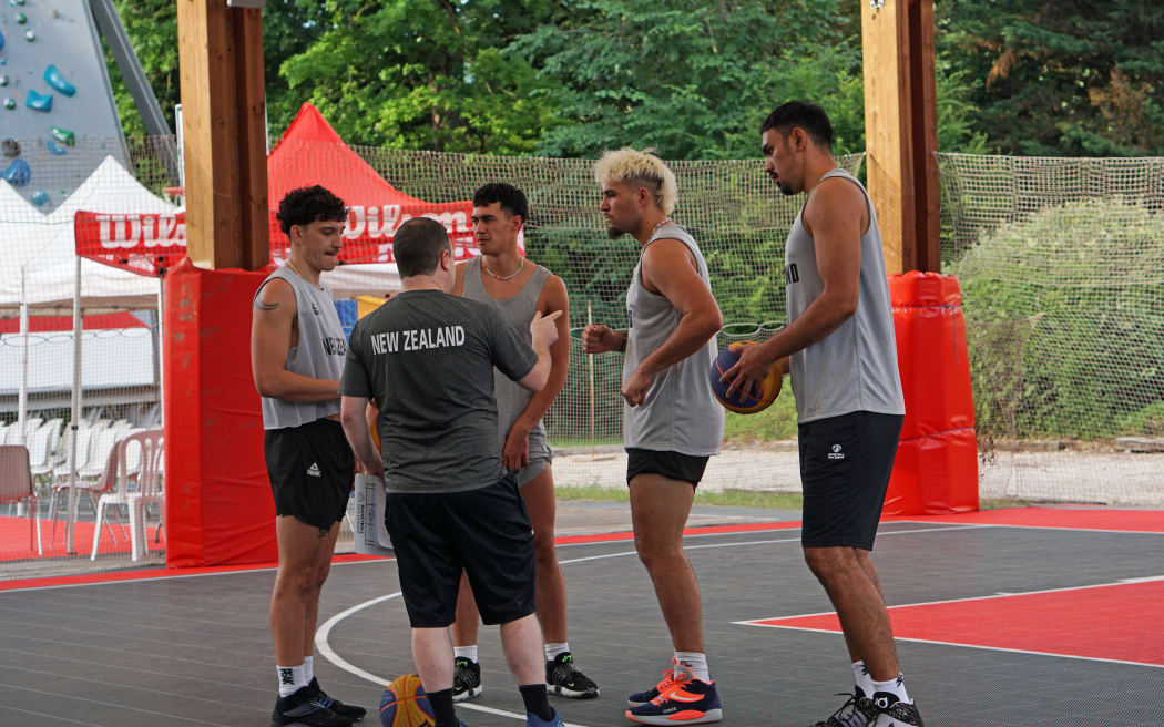 The Tall Blacks 3x3 squad for the 2022 3x3 World Cup have a team talk.